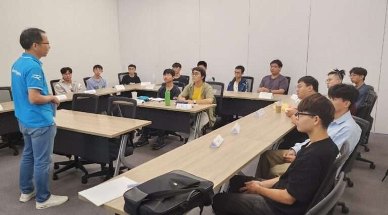 LINE_ALBUM_上課照片_241016_5