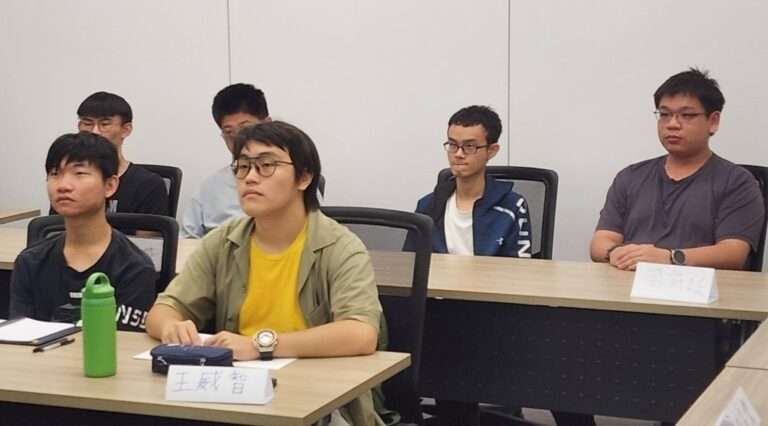 LINE_ALBUM_上課照片_241016_9